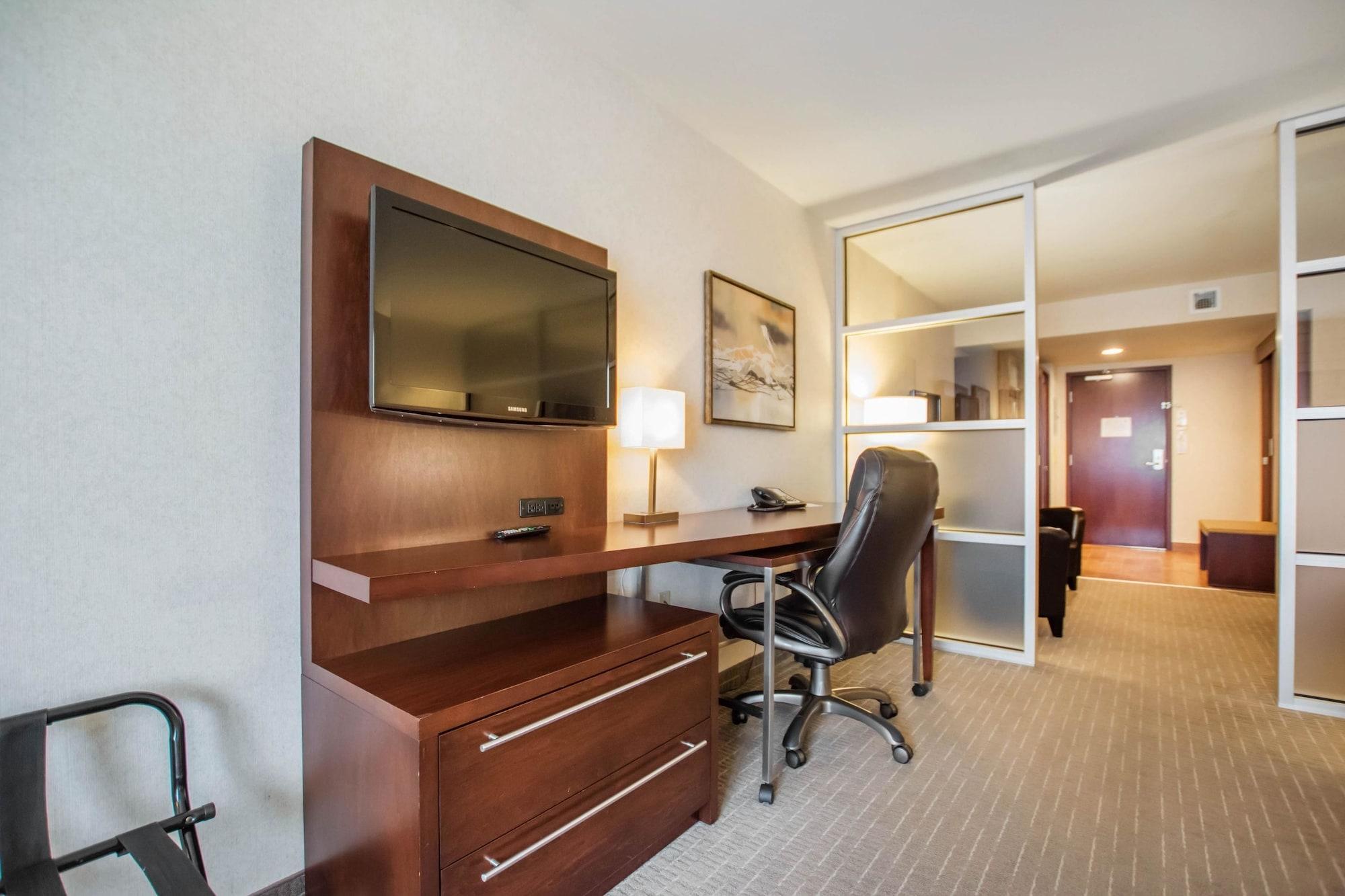 Quality Inn & Suites Val-d'Or Kültér fotó