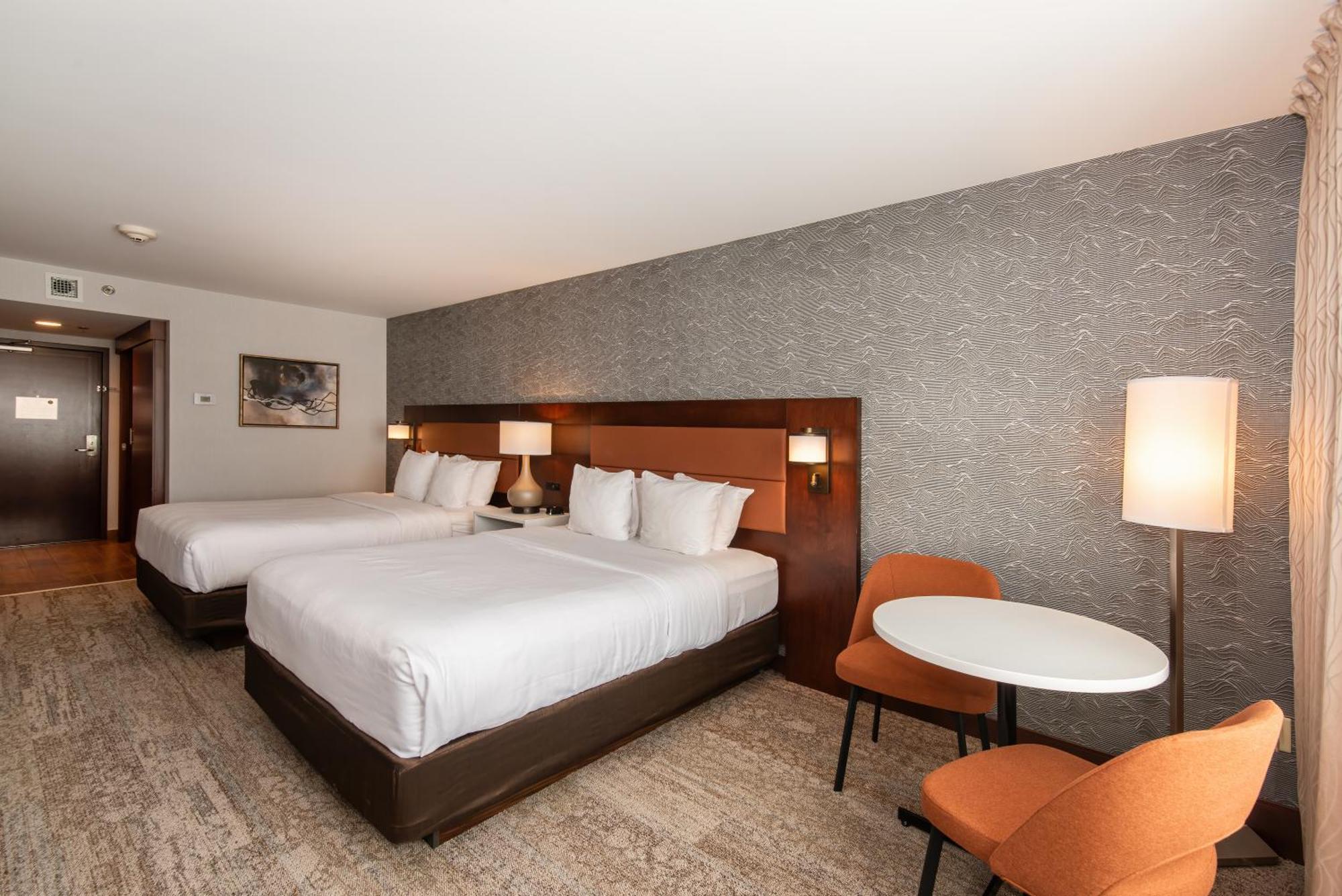 Quality Inn & Suites Val-d'Or Kültér fotó