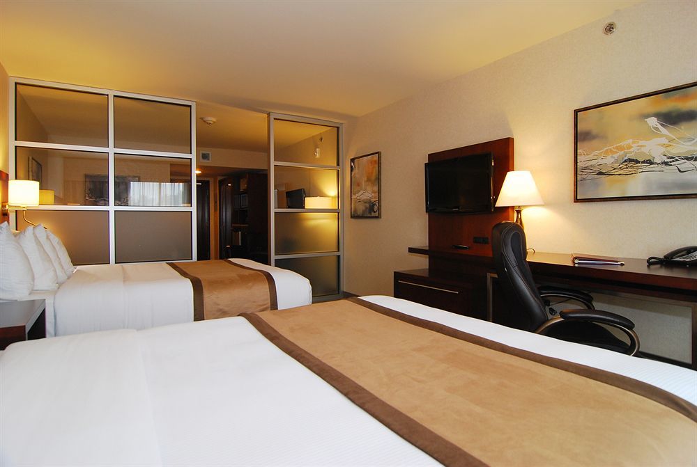 Quality Inn & Suites Val-d'Or Szoba fotó